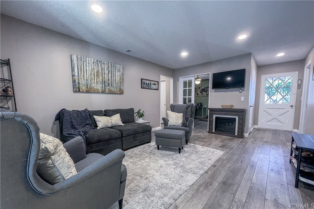 Property Photo: 12528 212th Street CA 90715