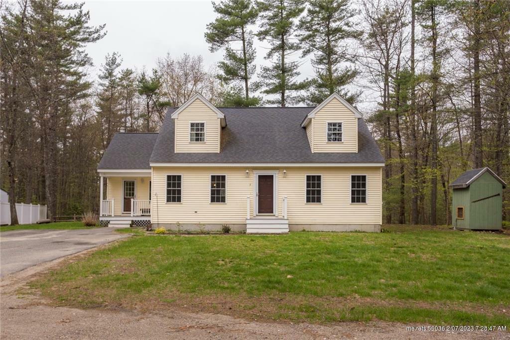 Property Photo: 9 Oak Hill Road ME 04073