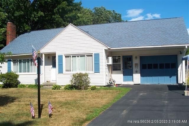Property Photo: 29 Woodlawn Avenue ME 04210