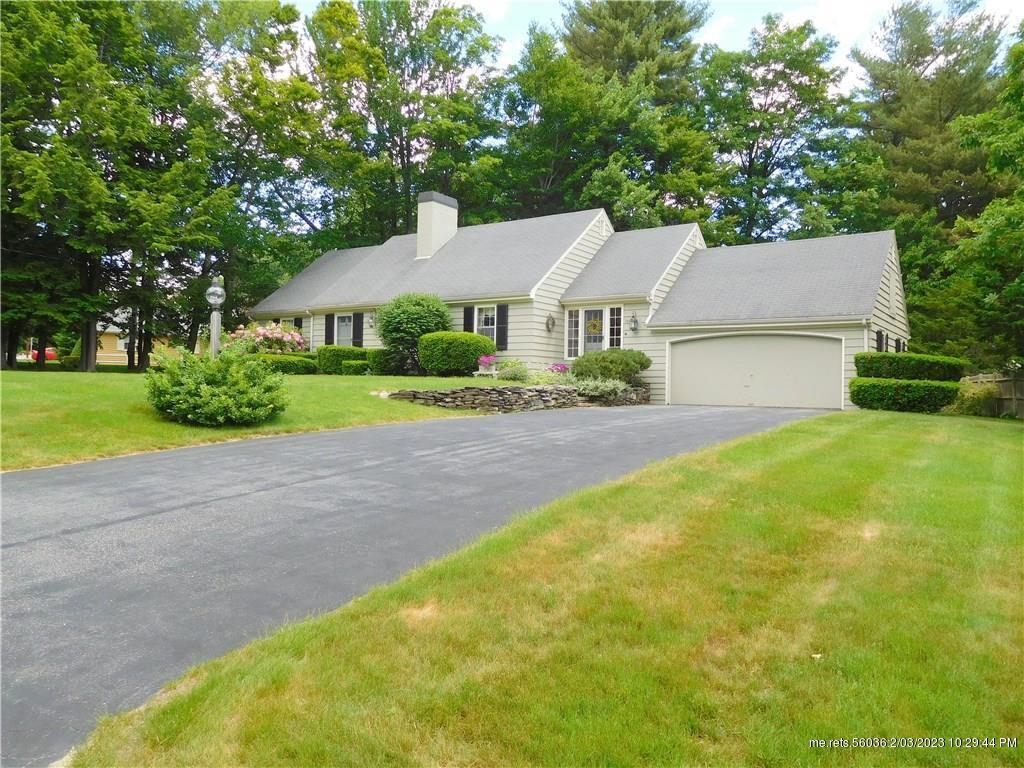 Property Photo:  19 Woodside Drive  ME 04240 
