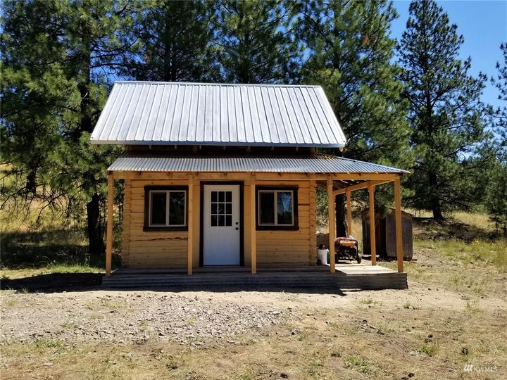 Property Photo:  167 Cobey Creek Road  WA 98855 