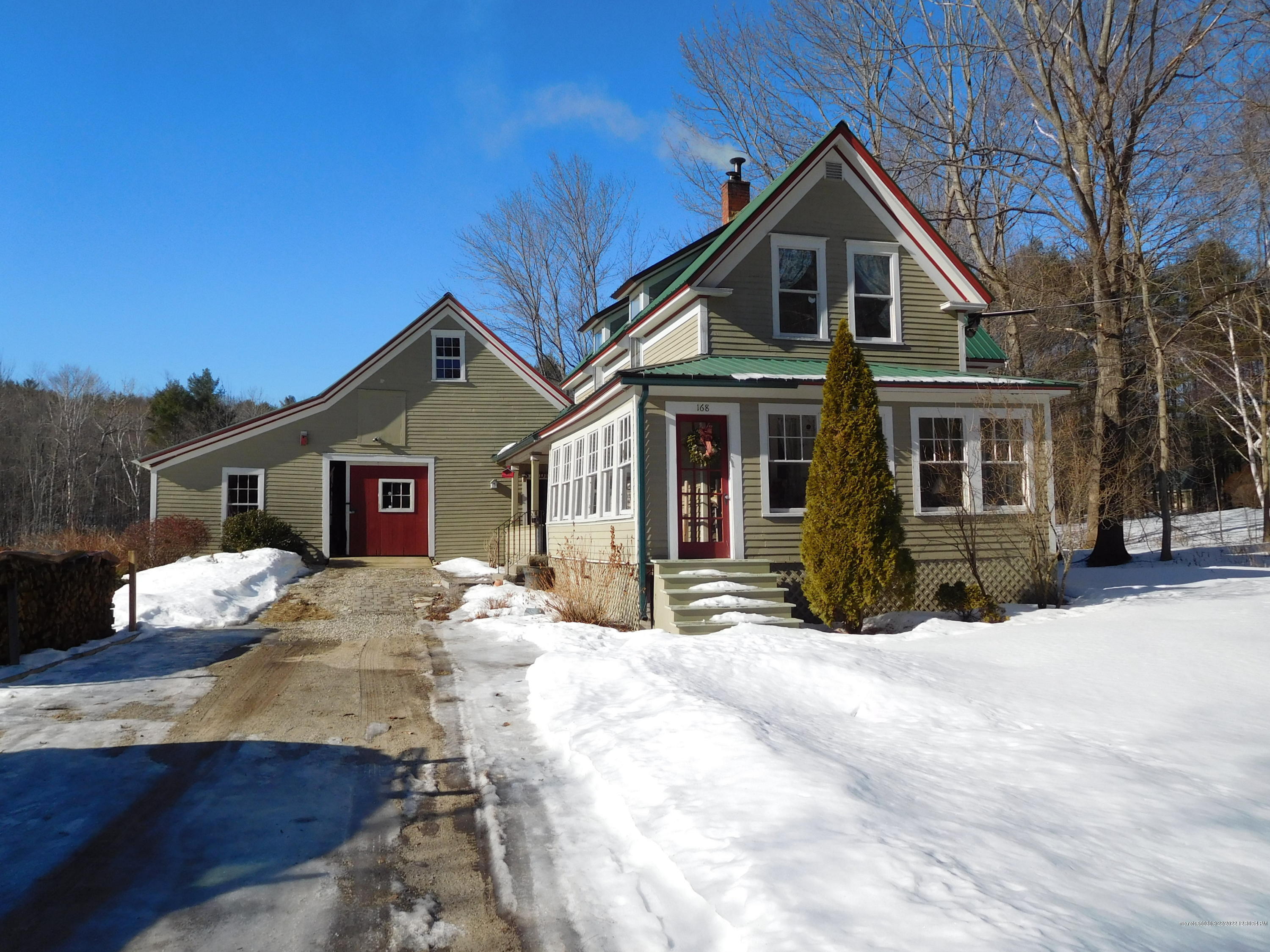 Property Photo:  168 W Auburn Road  ME 04210 