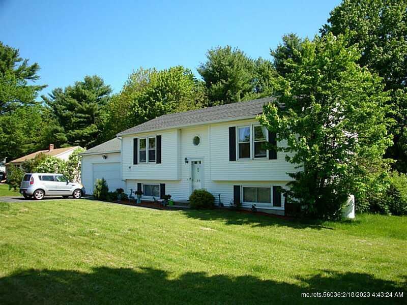 Property Photo:  20 Tamarack Drive  ME 03908 