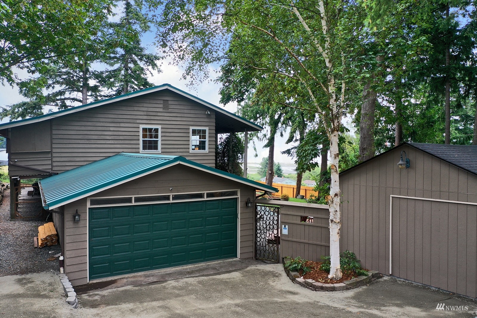 Property Photo:  2754 Sun Vista Circle  WA 98236 