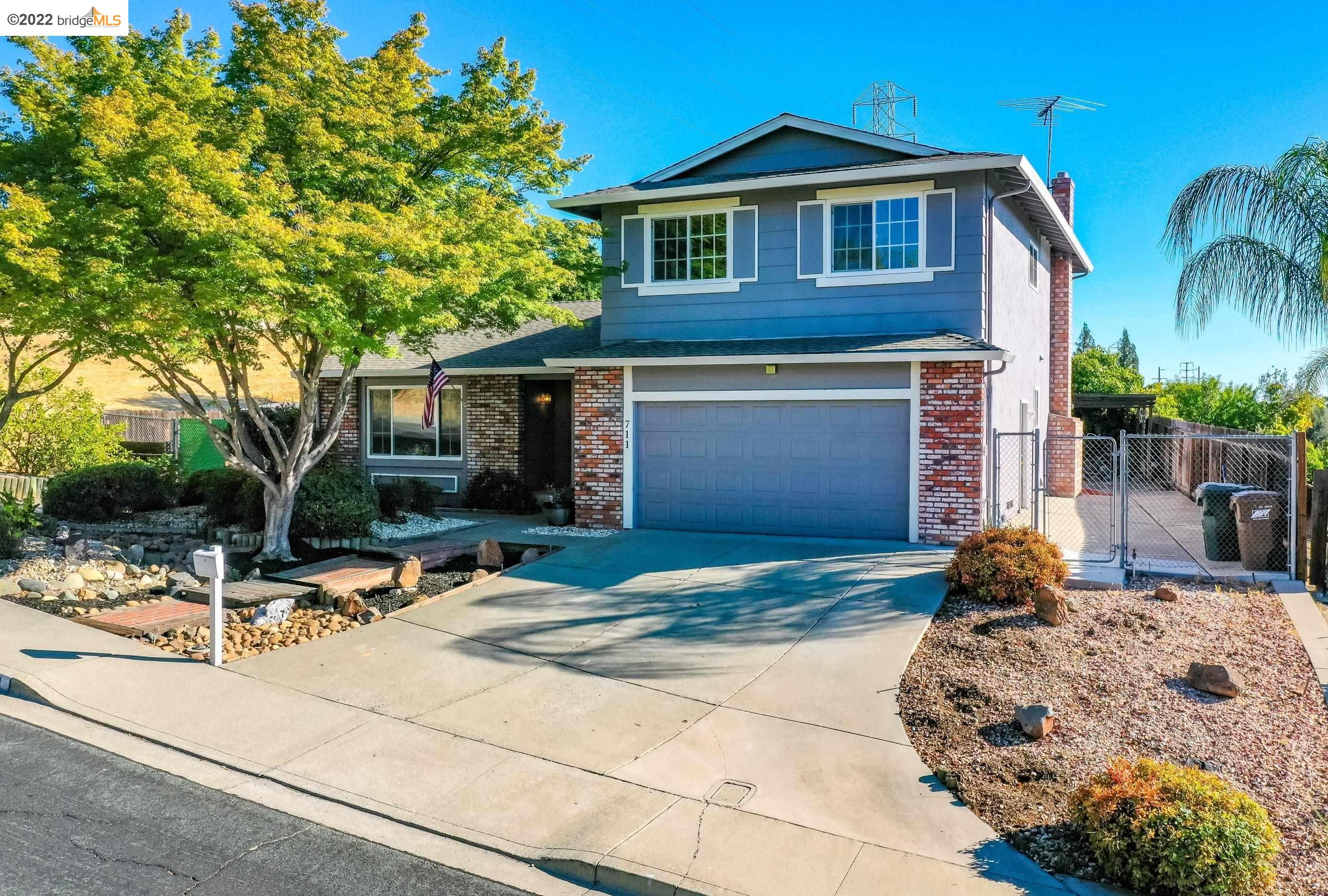 Property Photo: 711 Lynn Ave CA 94509