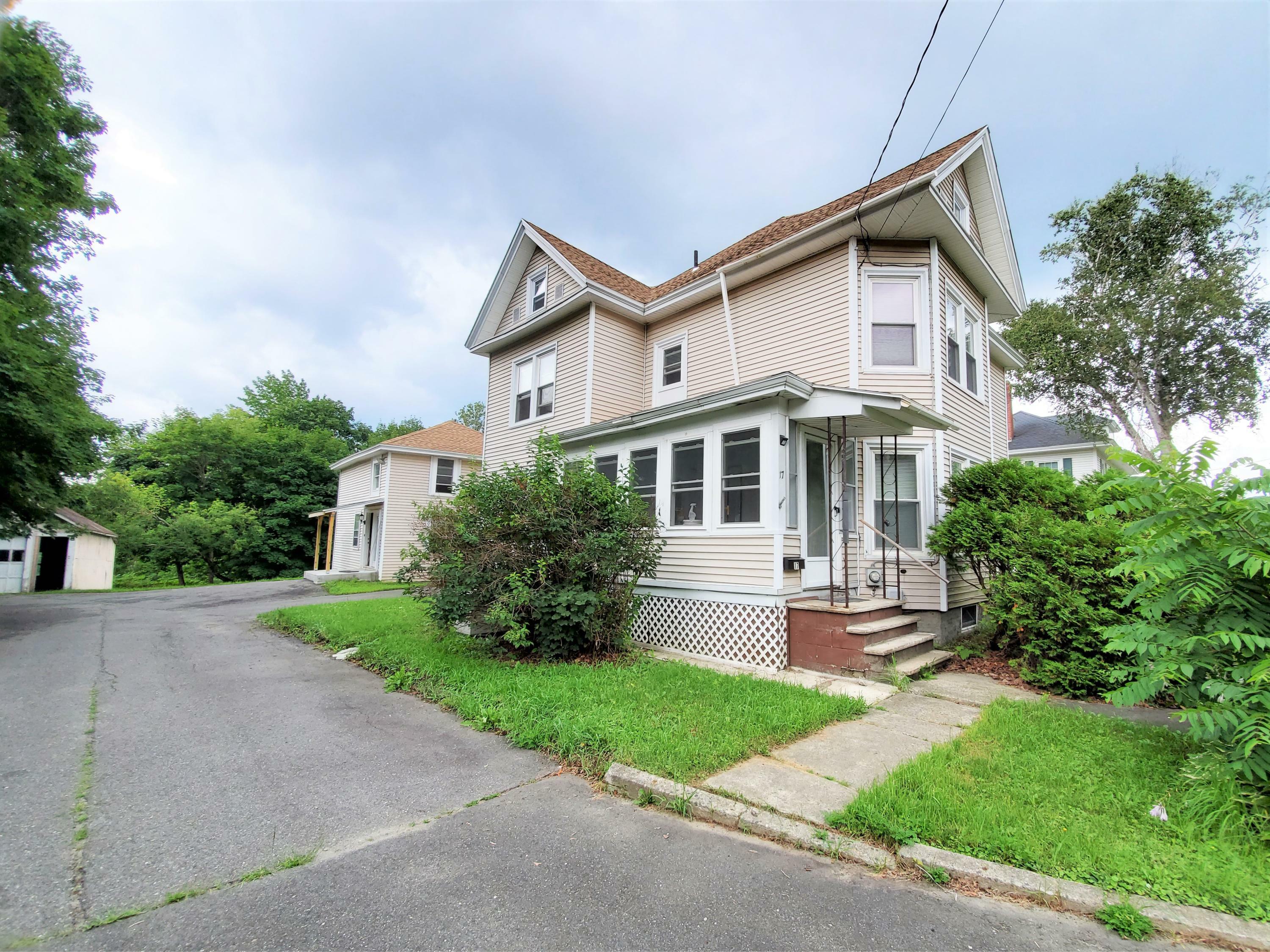 Property Photo:  17 Elm Street  ME 04463 