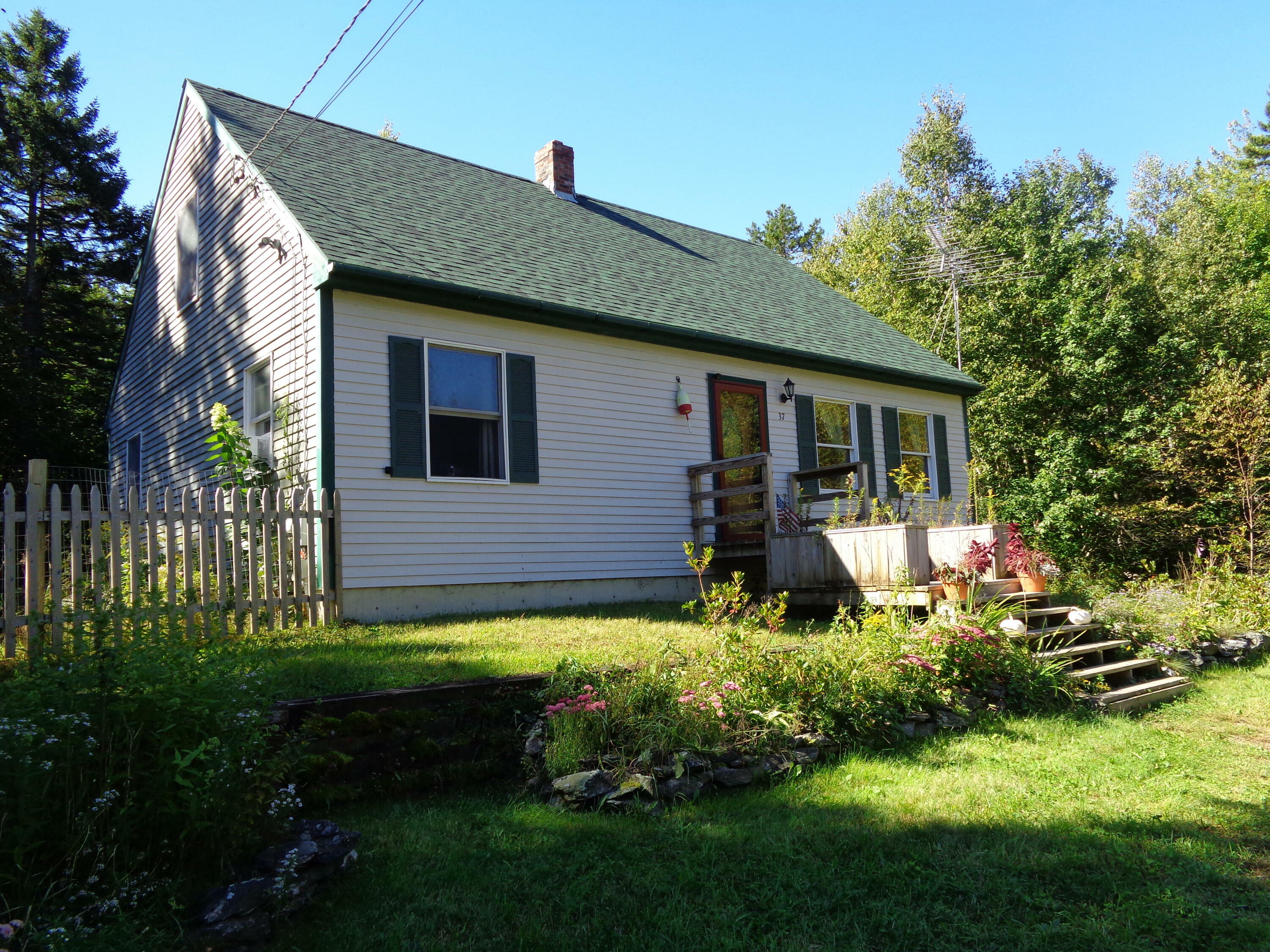 Property Photo:  37 Red Fern Road  ME 04605 