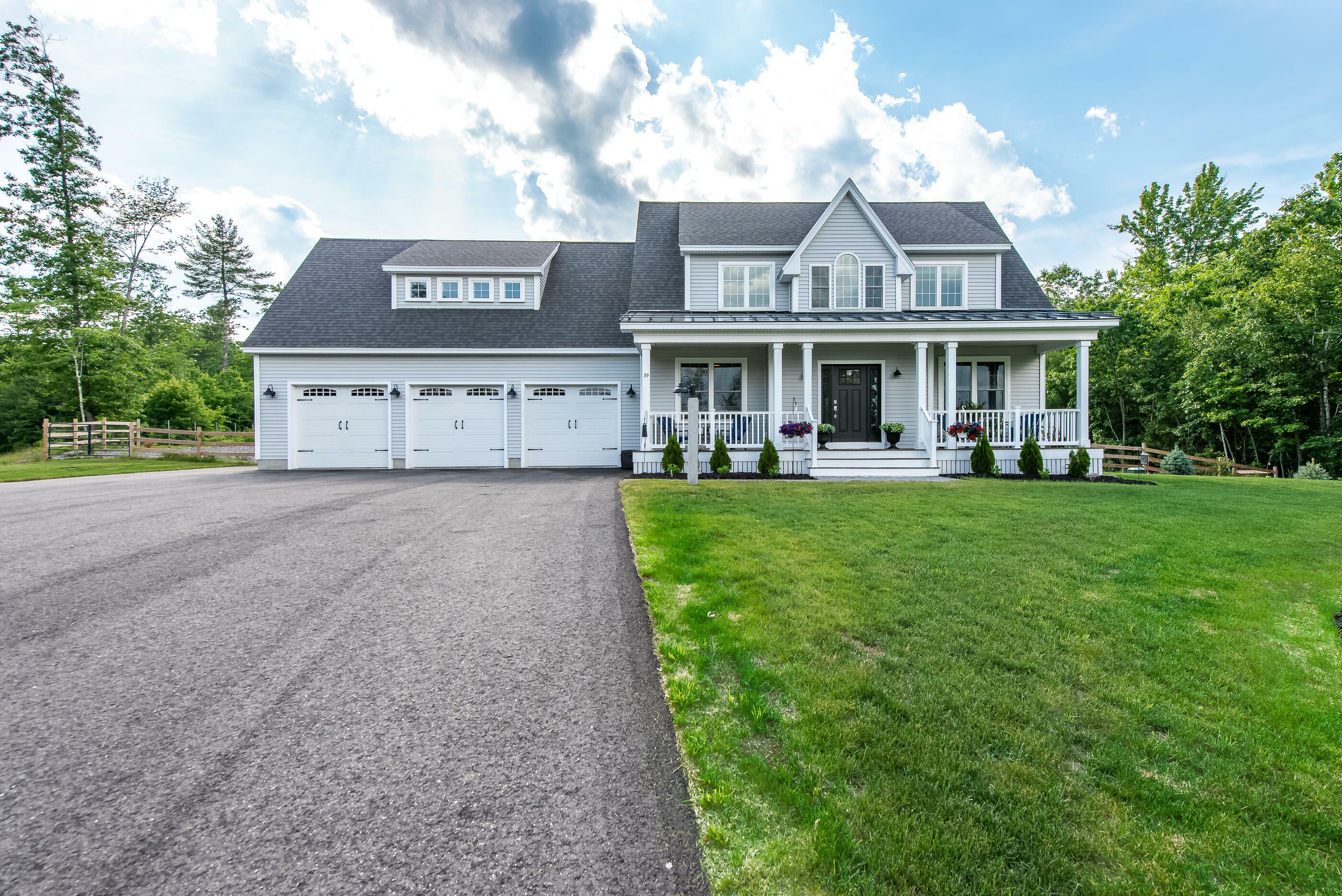 Property Photo: 39 Birch Farm Way ME 04090