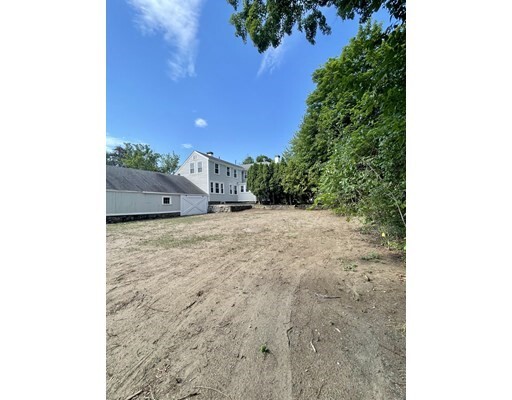 Property Photo: 393 Union St MA 02370