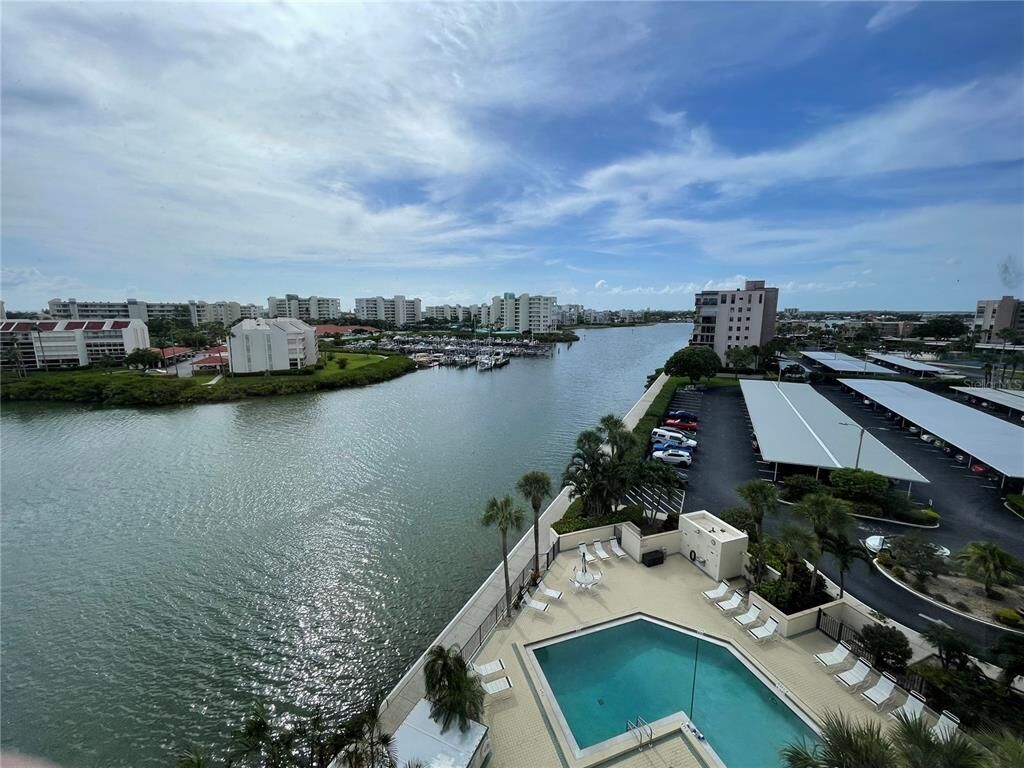 Property Photo:  7400 Sun Island Drive S 702  FL 33707 