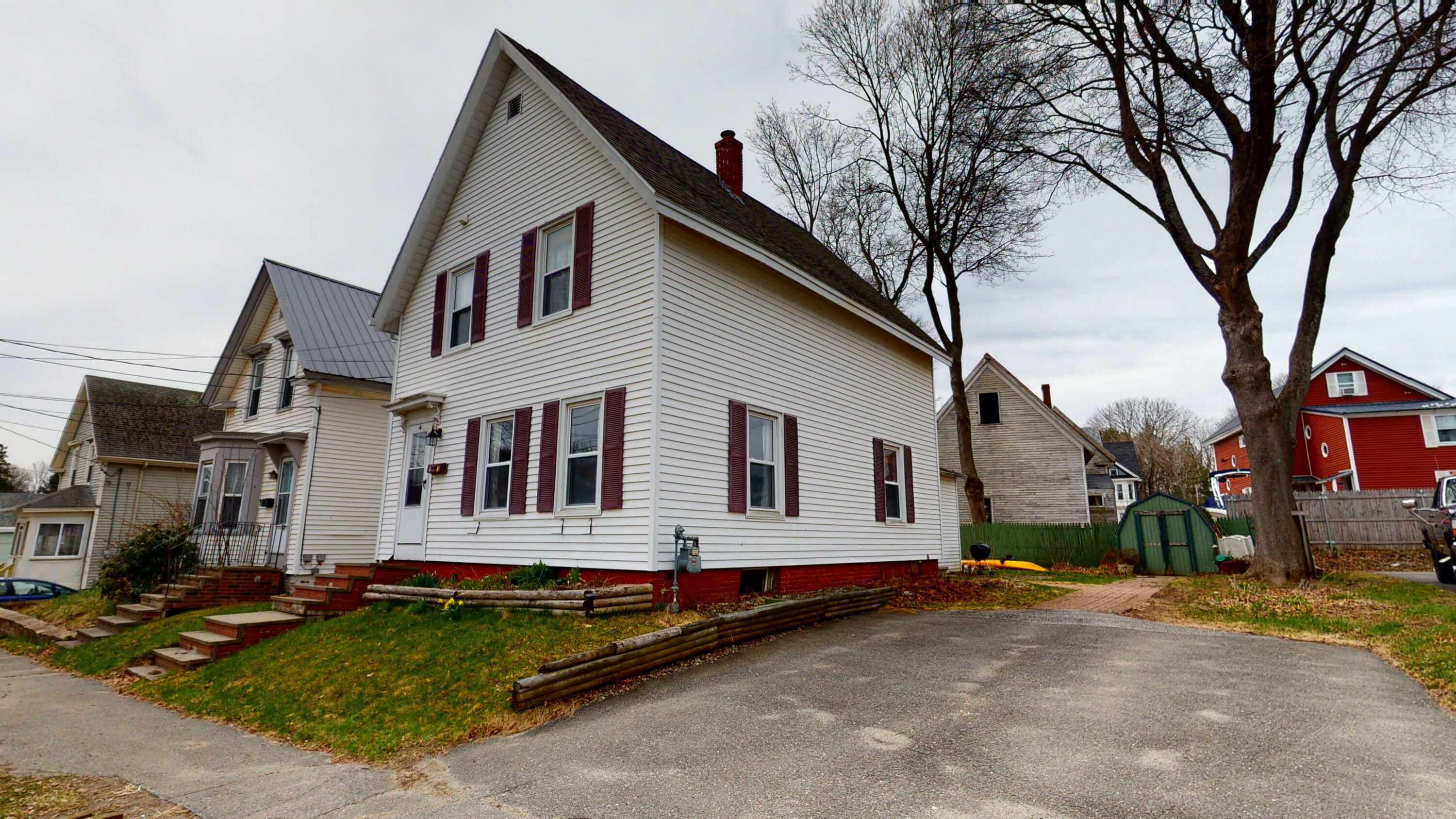 Property Photo:  131 Parker Street  ME 04412 