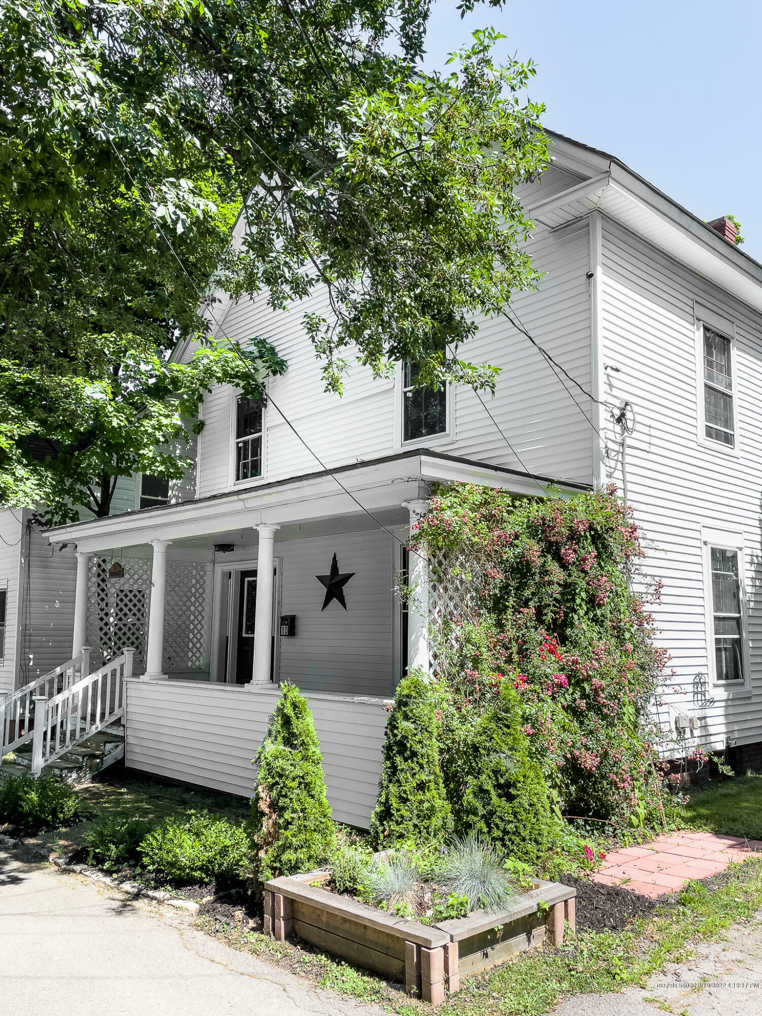Property Photo: 10 Hudson Street ME 04401