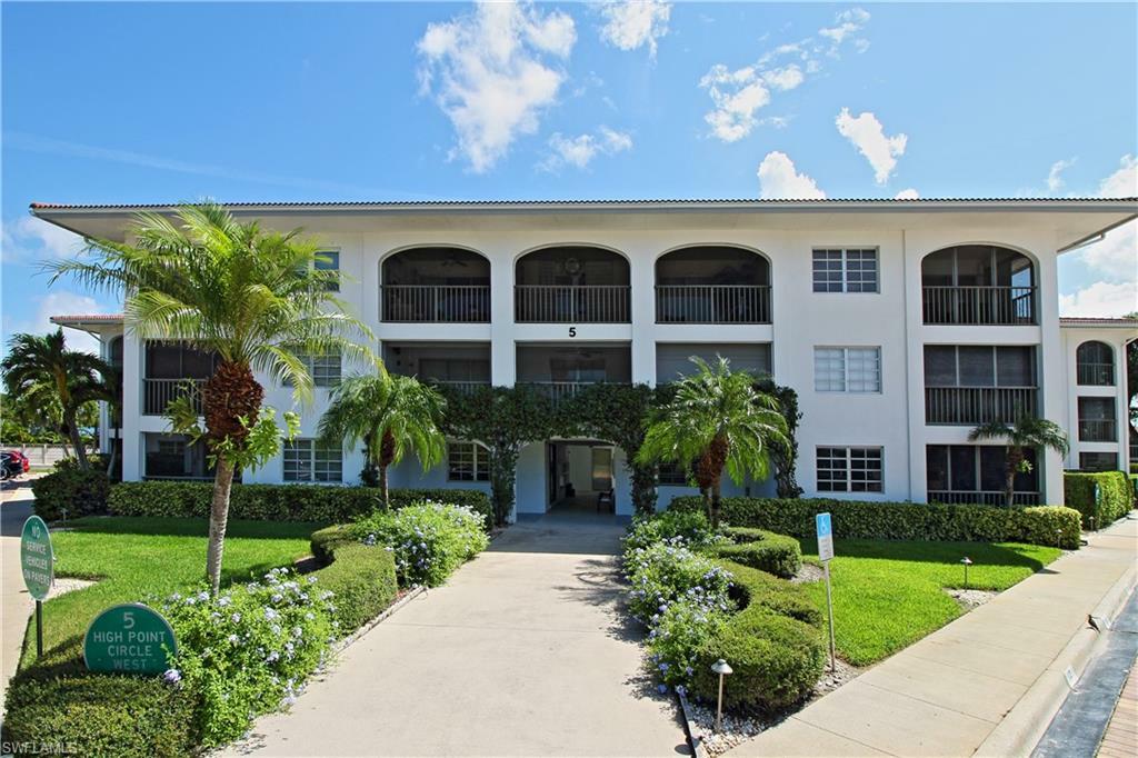 5 High Point Cir W 309  Naples FL 34103 photo