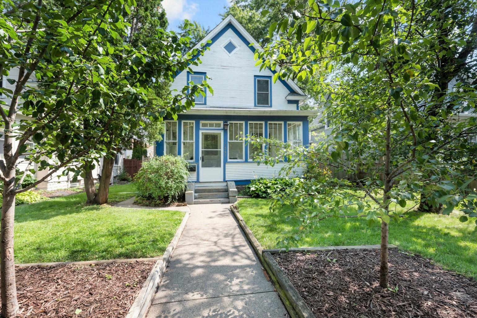 Property Photo:  3547 Harriet Avenue  MN 55408 