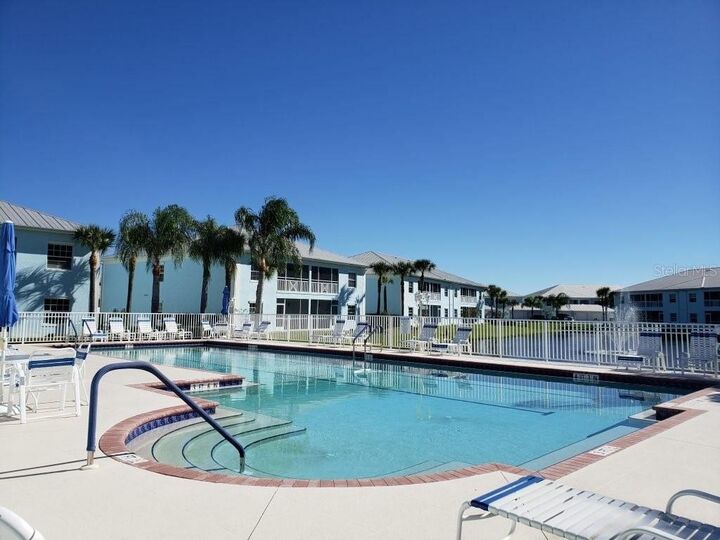 Property Photo:  5758 Sabal Trace Drive 104bd5  FL 34287 