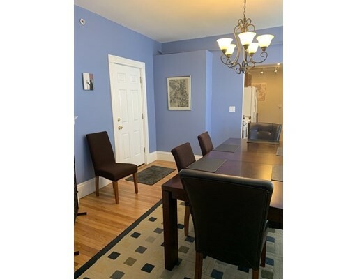 Property Photo:  52 Beacon St 2  MA 02143 