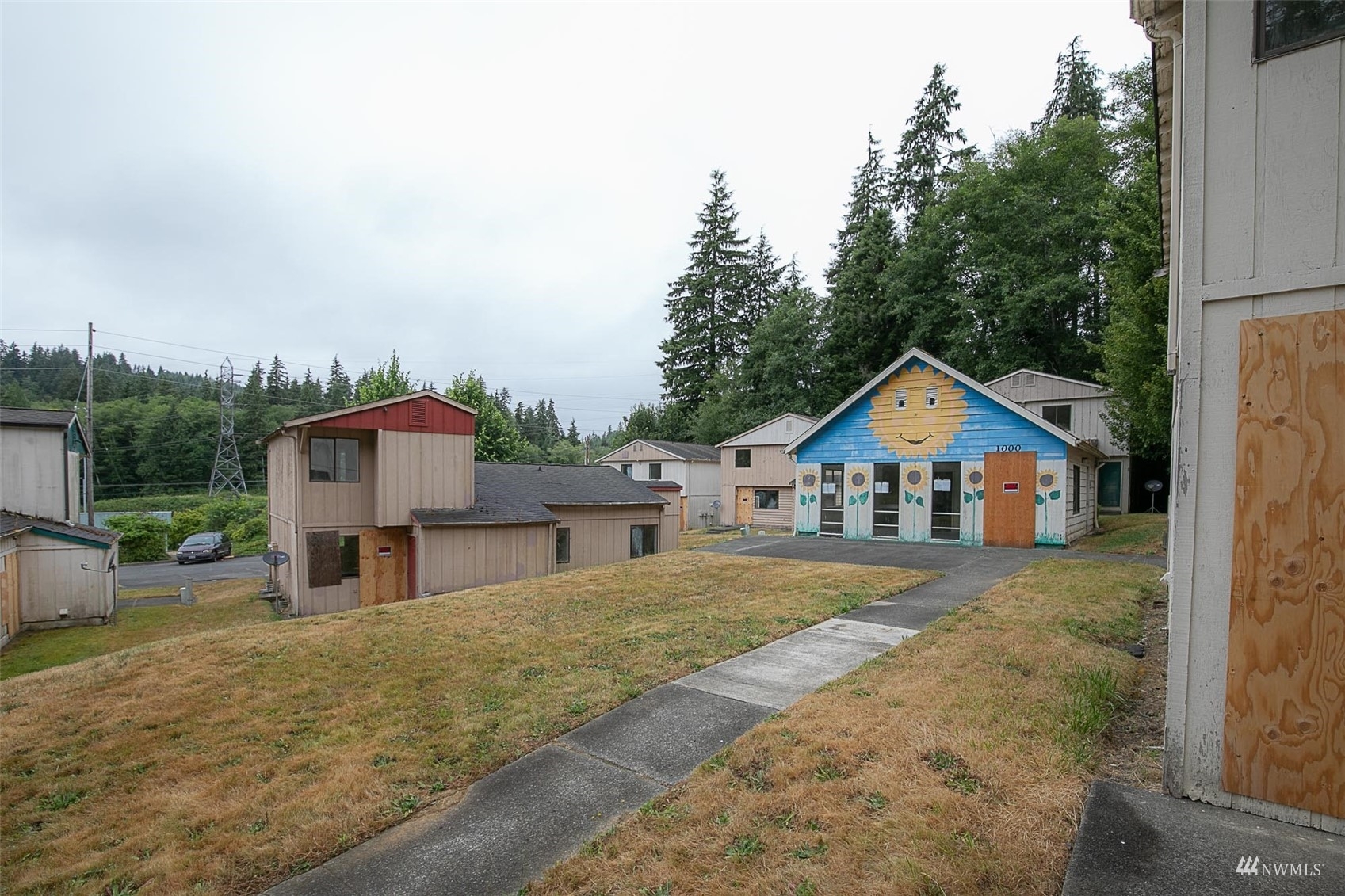 Property Photo:  1002 Ash Street  WA 98520 