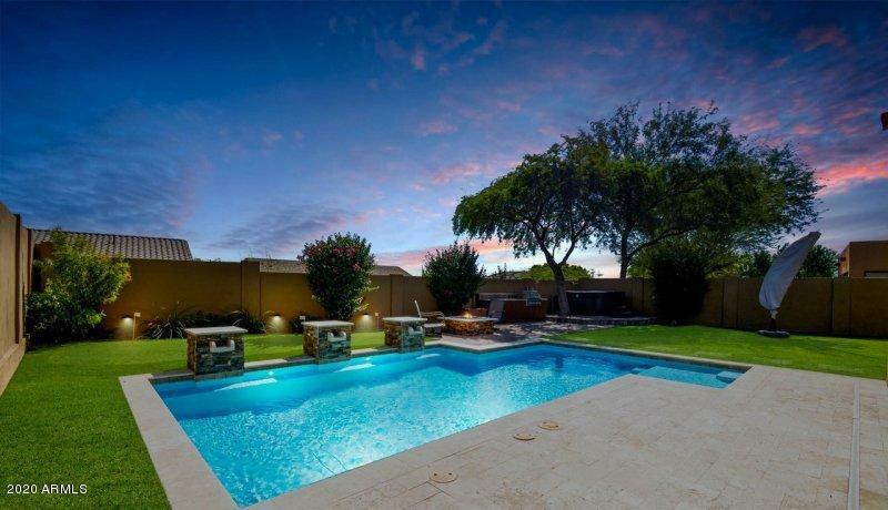 Property Photo: 10601 E Meadowhill Drive AZ 85255
