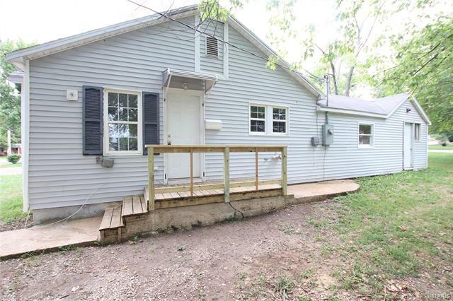 Property Photo:  205 Jackson Street  MO 63080 