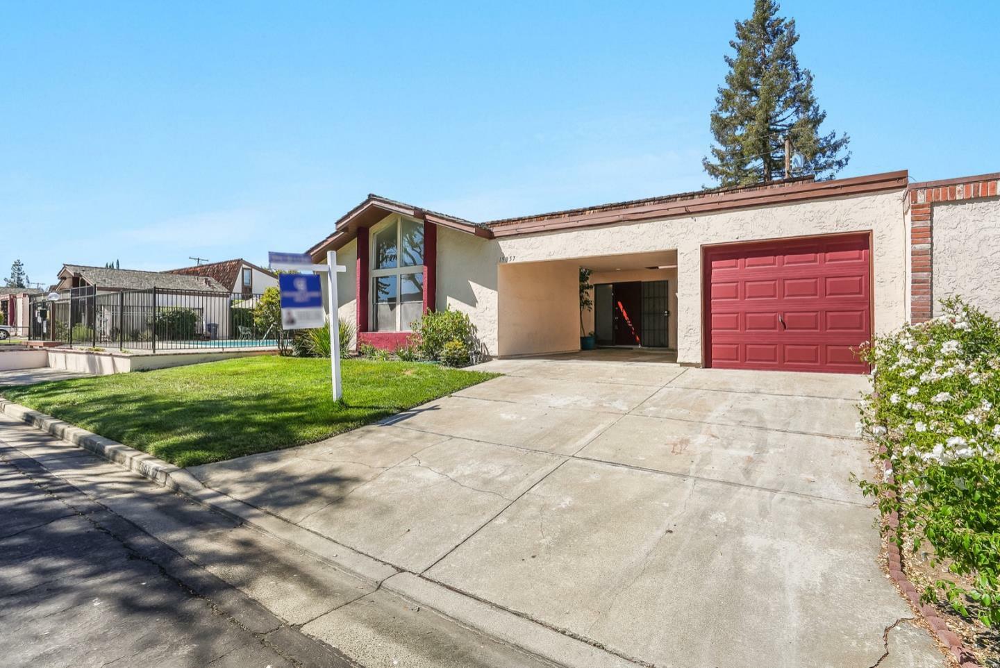 Property Photo:  19857 Beekman Place  CA 95014 