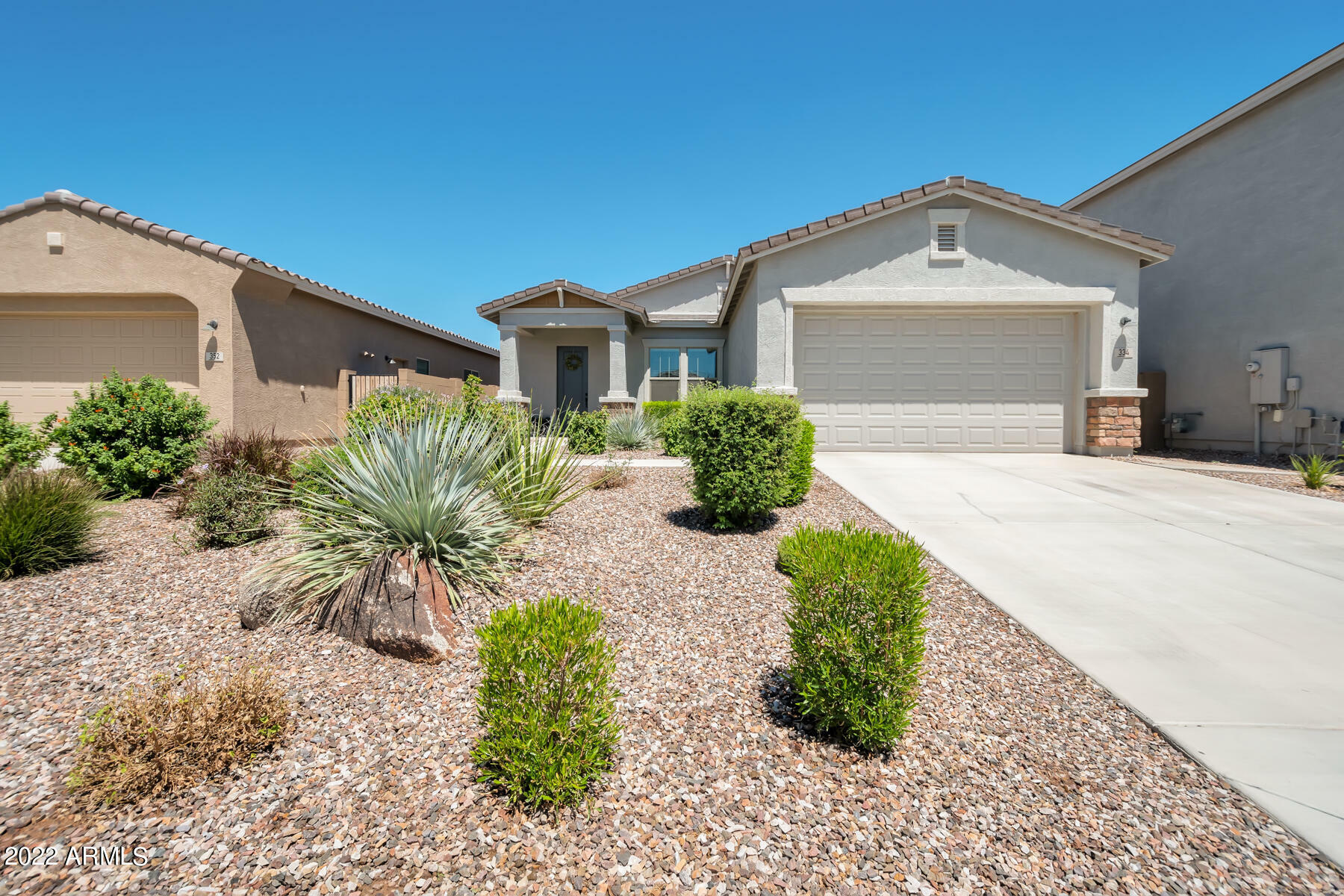 Property Photo:  334 W Glacier Bay Drive  AZ 85140 