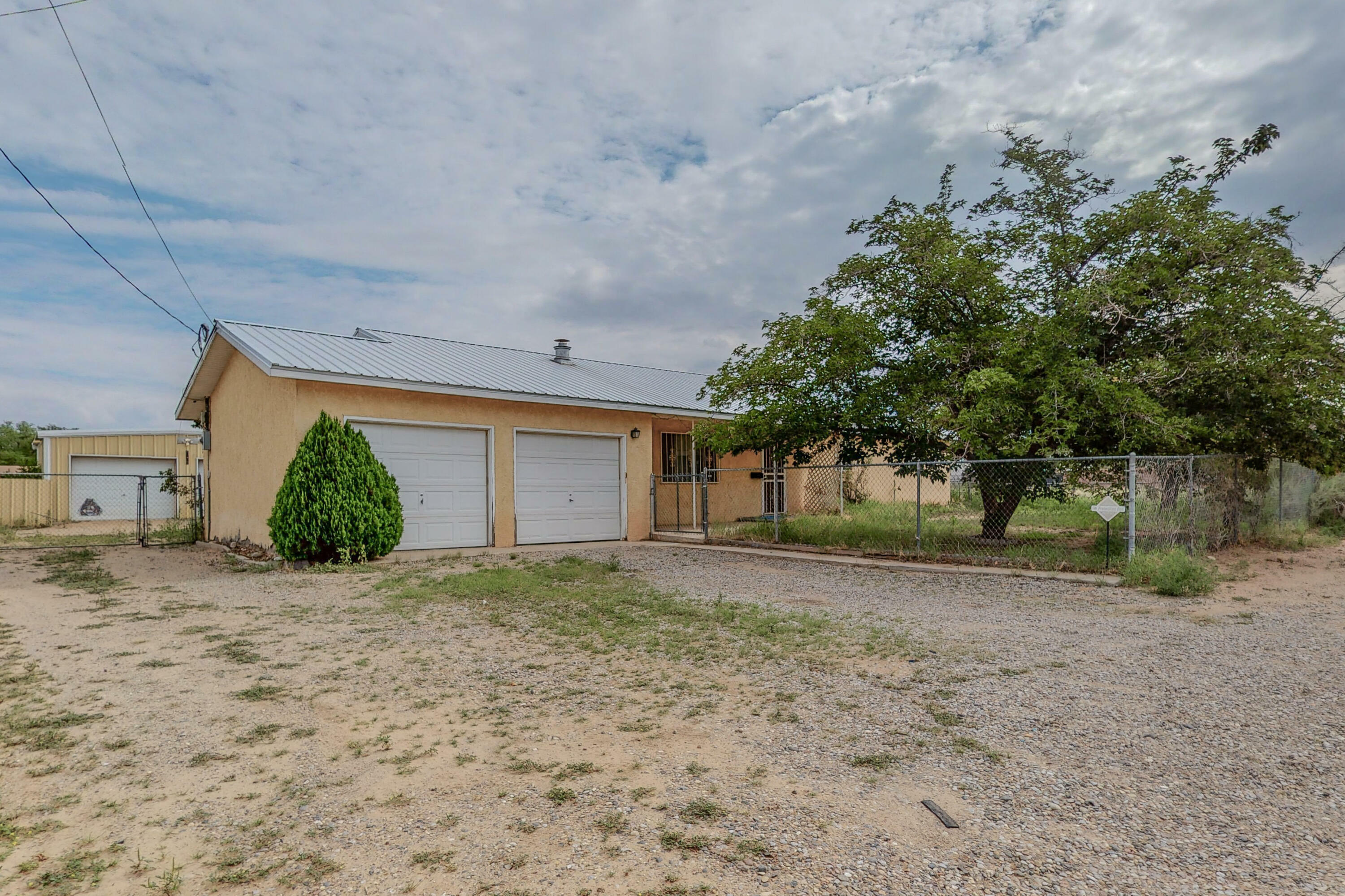 Property Photo:  6701 Polvadera Place NE  NM 87113 