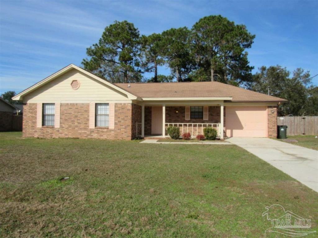 Property Photo: 10922 Bridge Creek Dr FL 32506