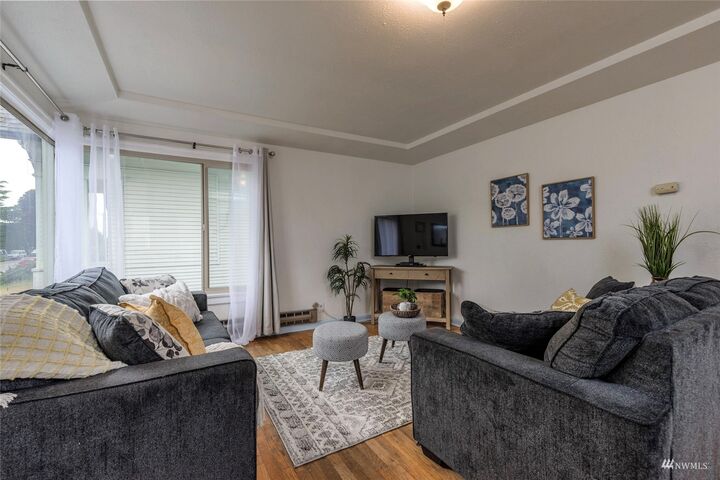 Property Photo: 5214 Yakima Avenue WA 98408