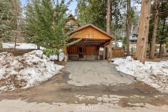 Property Photo:  2450 Whispering Pines  CA 92382 
