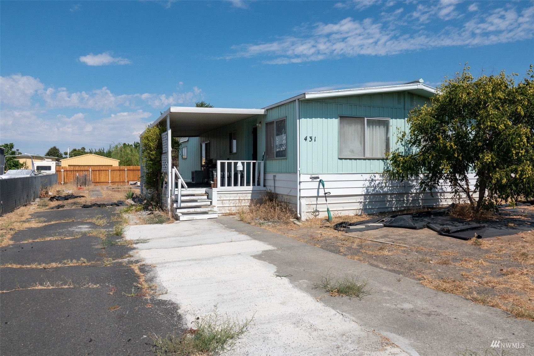 Property Photo:  431 7th Avenue SE  WA 98823 