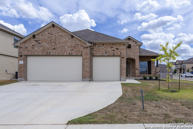 Property Photo:  4600 Falling Oak  TX 78108 