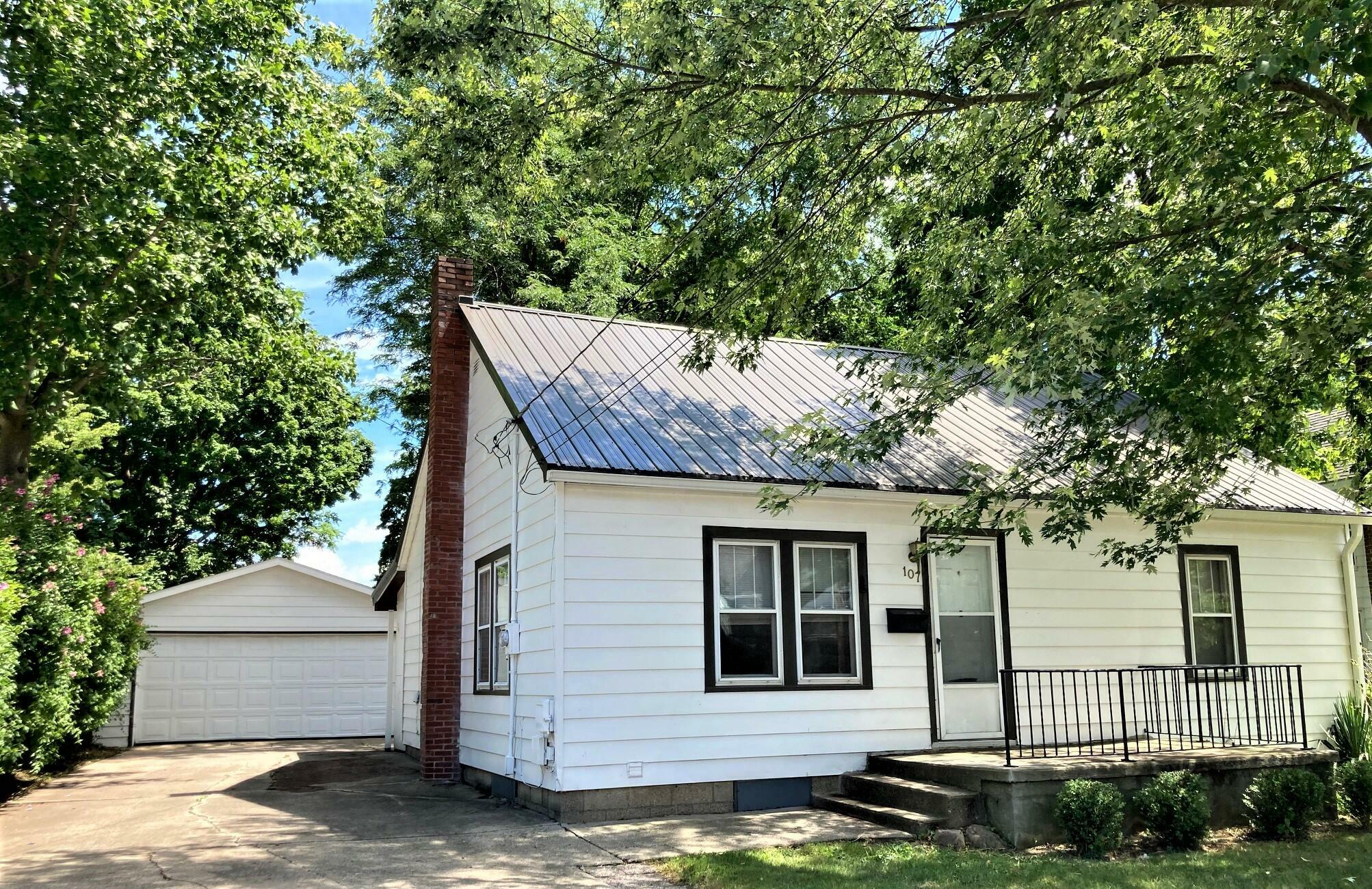 Property Photo:  107 S Jefferson Street  MI 49036 