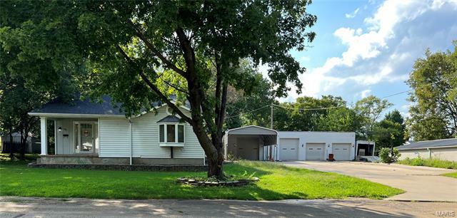 Property Photo:  306 Fourth Street  MO 63601 