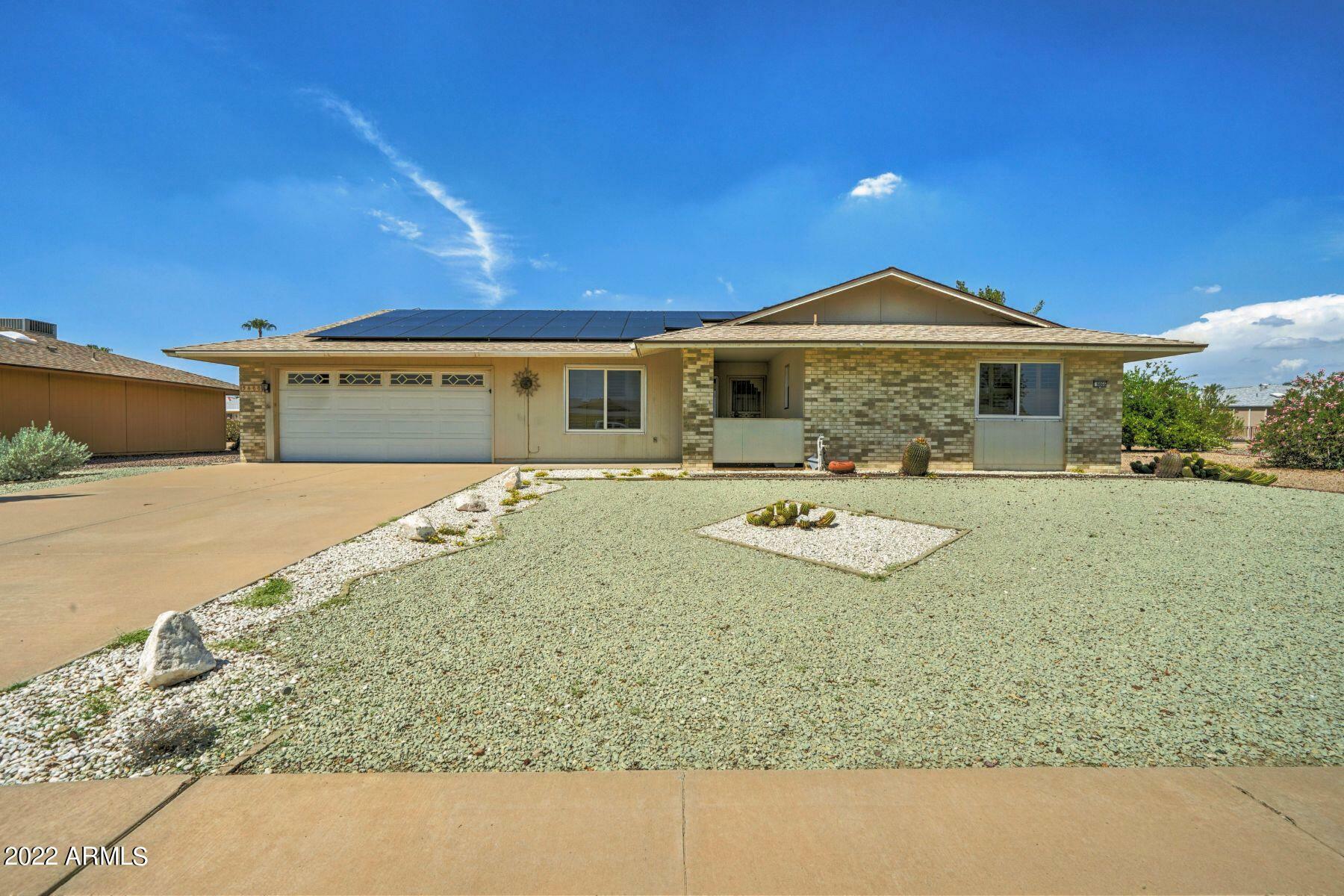 Property Photo:  9866 W Palmeras Drive  AZ 85373 