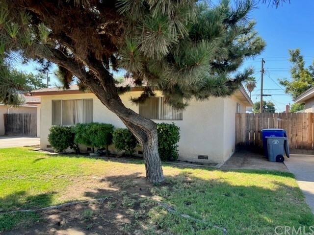 Property Photo:  822 W Fairmont Avenue  CA 93612 
