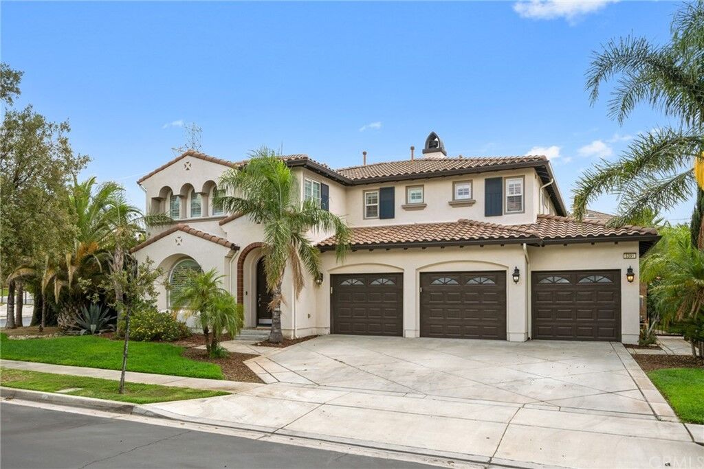 Property Photo: 5391 Messina Way CA 92336