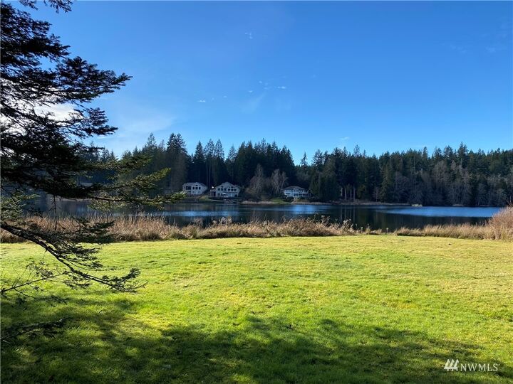 Property Photo:  40 E Lakeshore Drive  WA 98524 