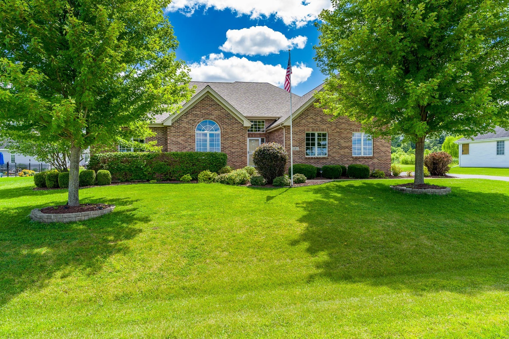 Property Photo: 121 Savannah Drive IL 61065