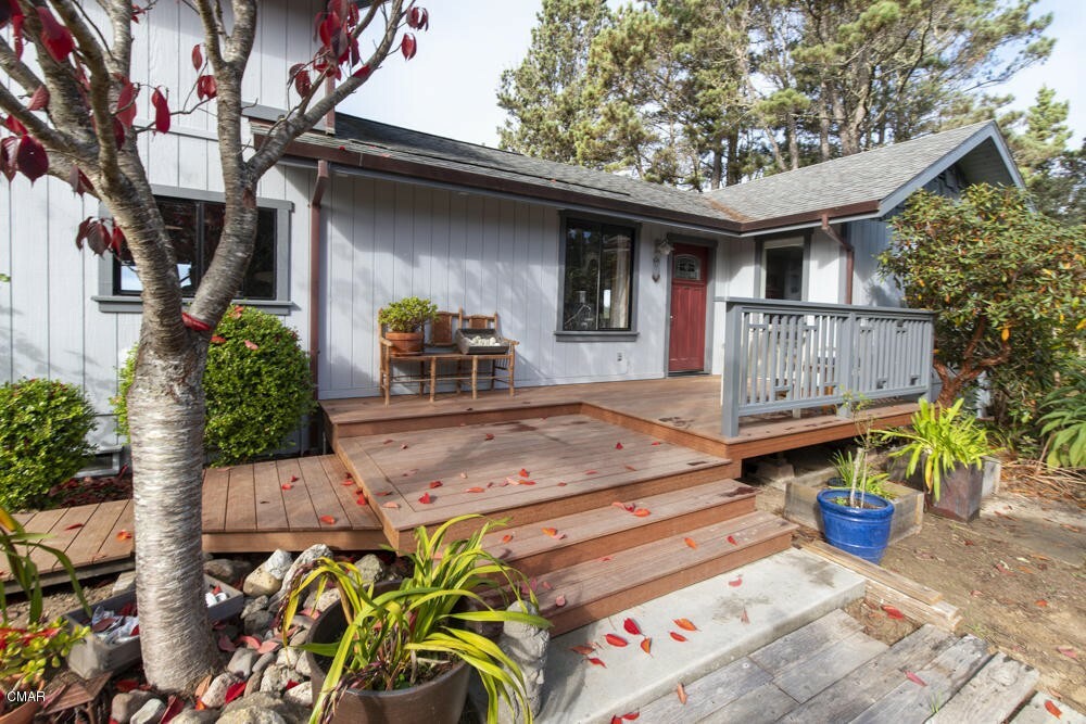 Property Photo:  15040 Harris Lane  CA 95420 