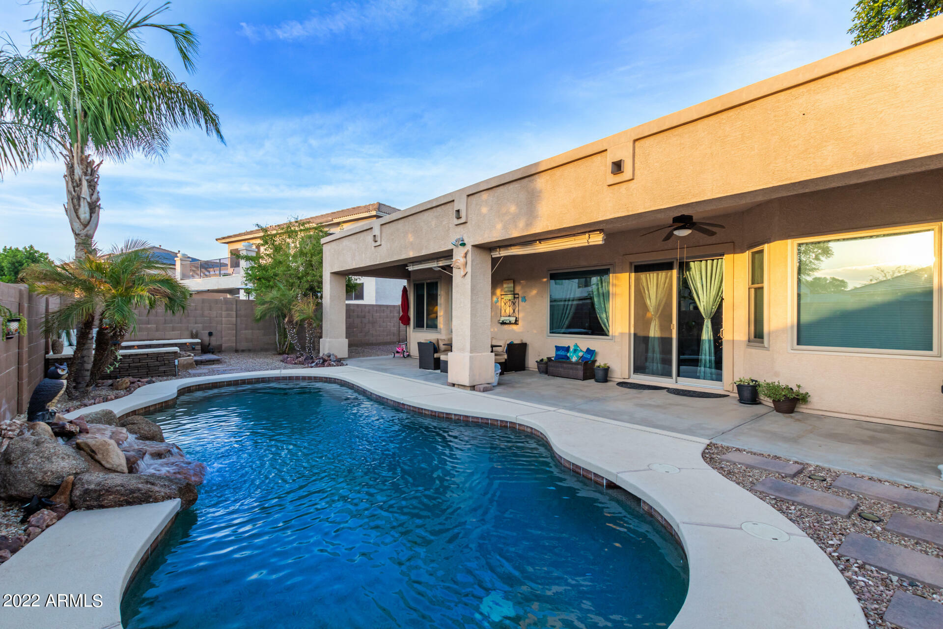 Property Photo: 1906 S 123rd Drive AZ 85323