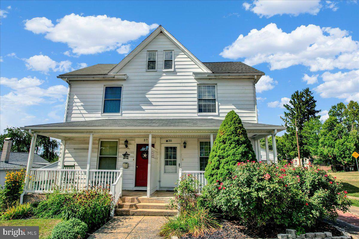 Property Photo:  35 Adams Street  PA 17025 