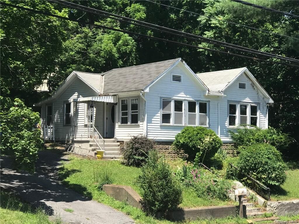Property Photo:  67 Boulevard  NY 12401 