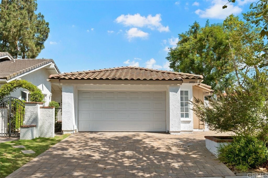 Property Photo:  24931 Sunset Place W  CA 92653 