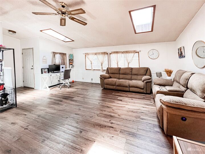 Property Photo:  1120 S 25th Street 32  WA 98274 