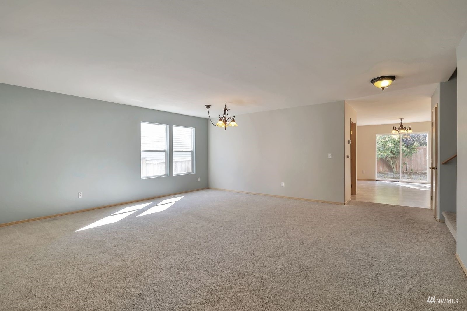 Property Photo: 26225 232nd Place SE WA 98038