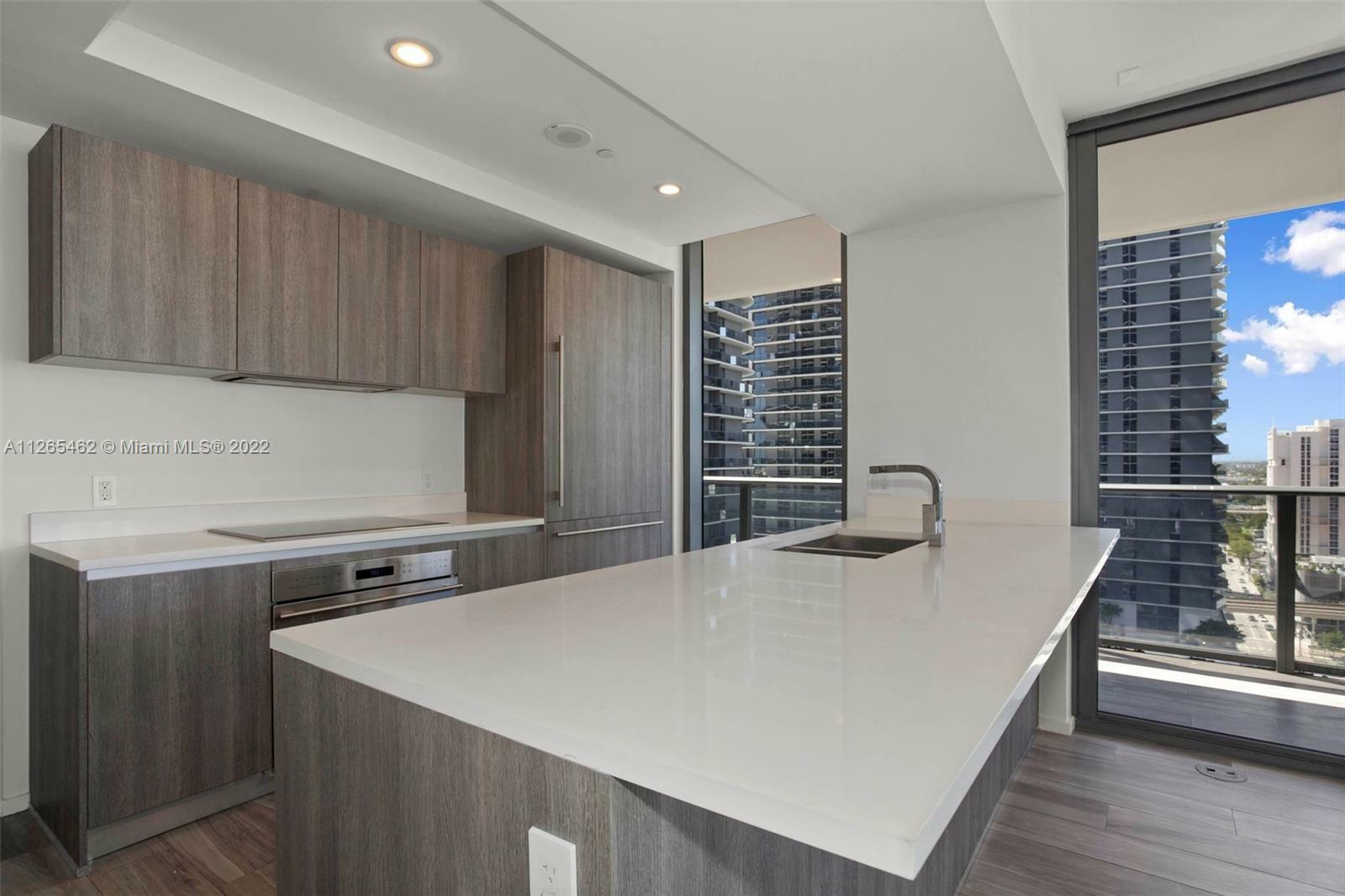 Property Photo:  801 S Miami Ave 1609  FL 33130 