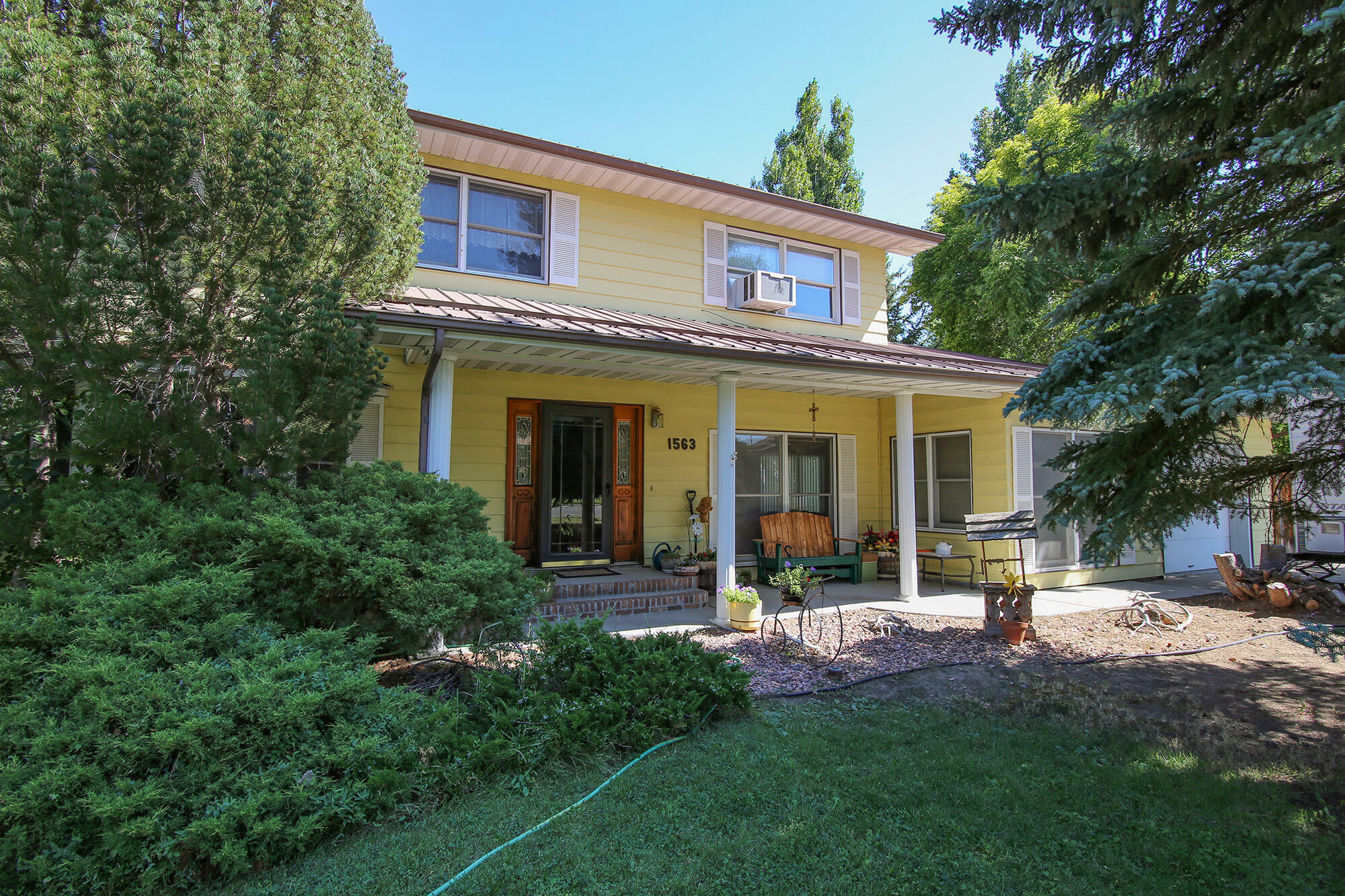 Property Photo:  1563 Cedar Avenue  WY 82801 