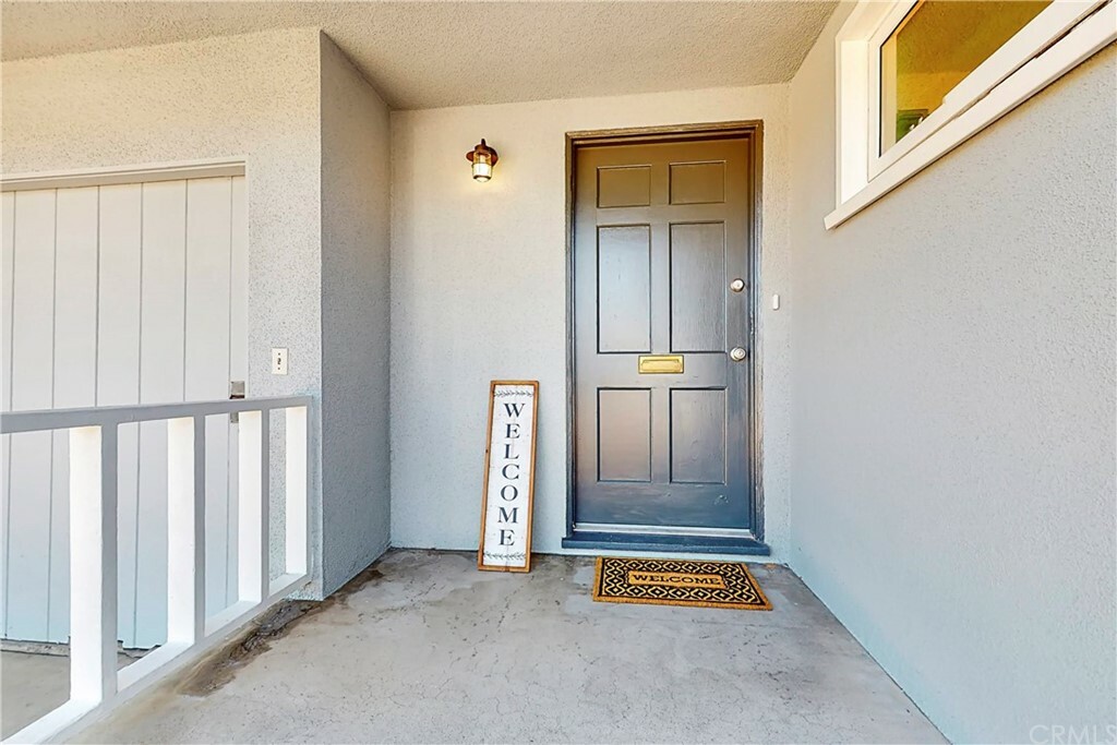 Property Photo:  717 N Buttonwood Street  CA 92805 