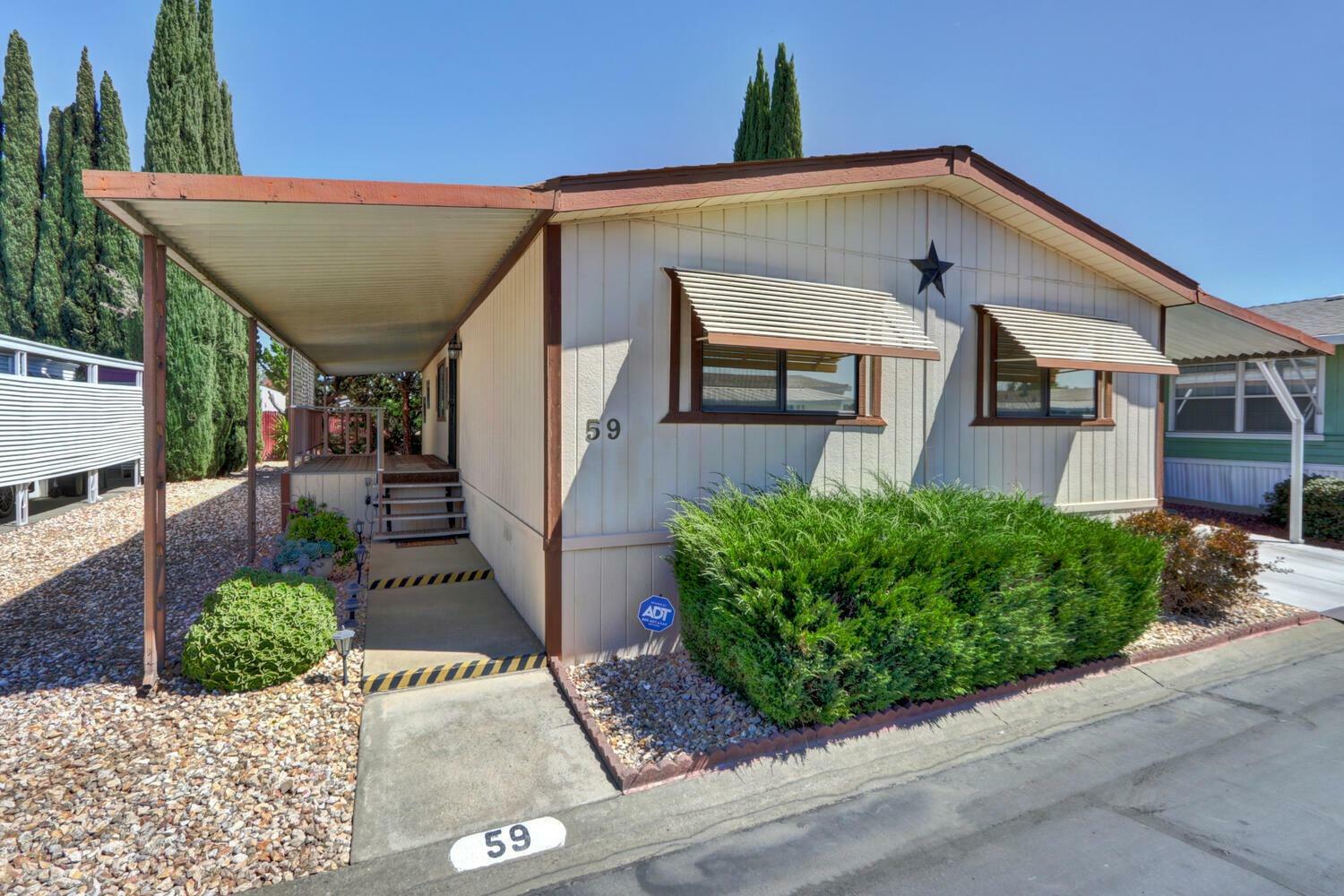 Property Photo:  59 Millbrook Circle  CA 95828 