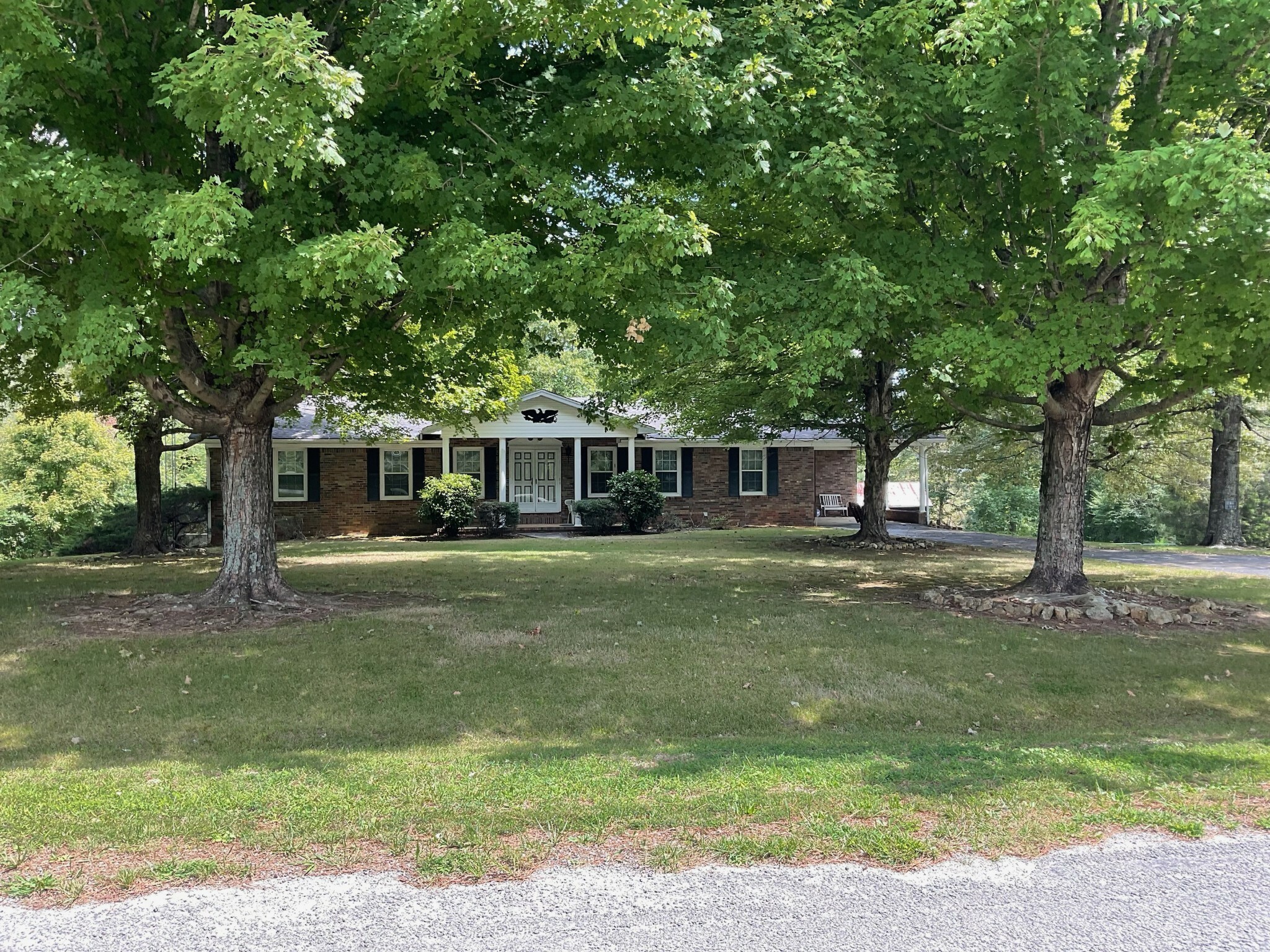 Property Photo:  3175 Weatherford Creek Rd  TN 38471 